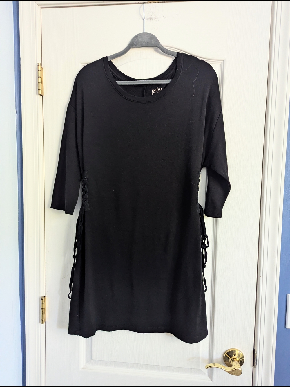 New York & Company Soho Street Black Graphic Tee